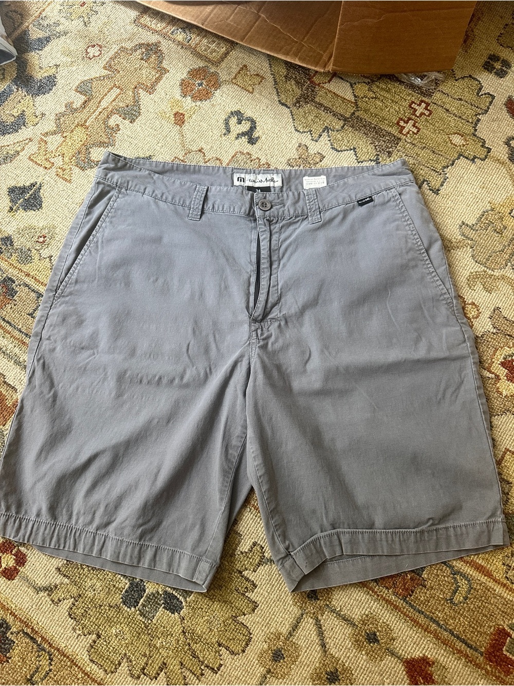 Mens Travis Matthew Grey Shorts sz 34